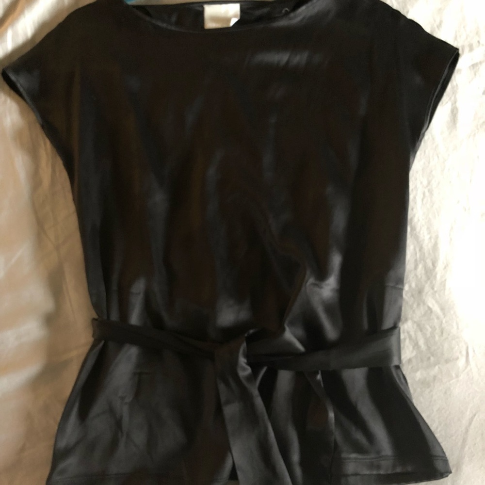 Ferre top silk new with tags m